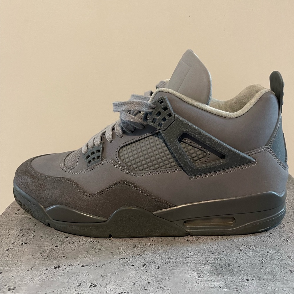 “Cement” Grey Jordan 4